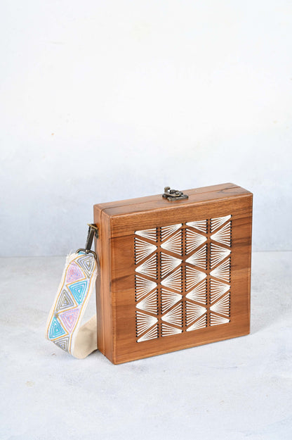 White Wave Cabera Wooden Box Bag