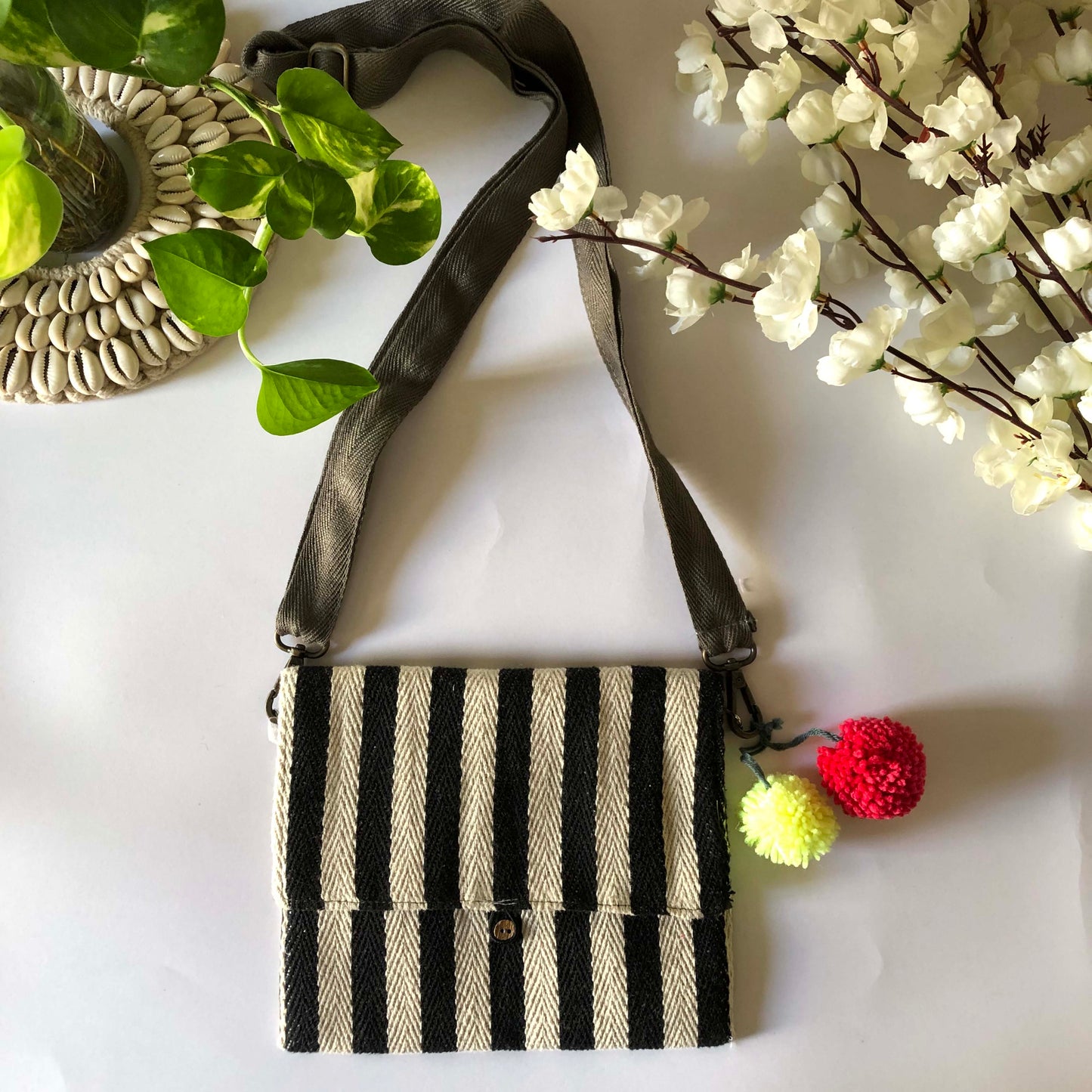 Monochrome Stripe Rectangle Basic Sling