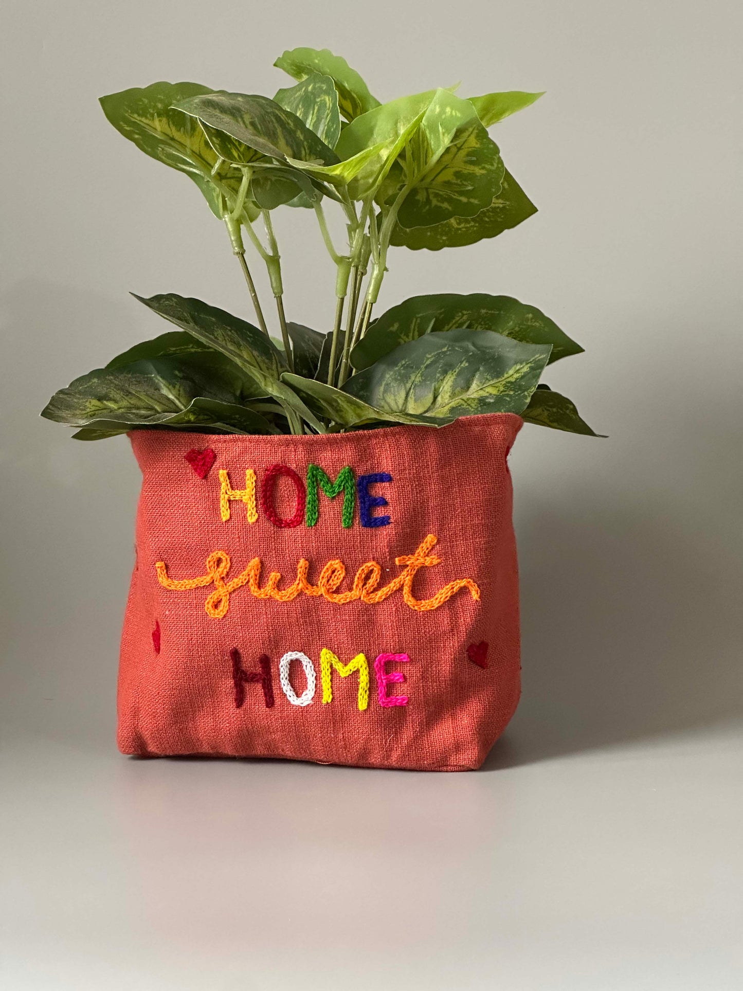 Tomatina Home Sweet Home Happy Planter